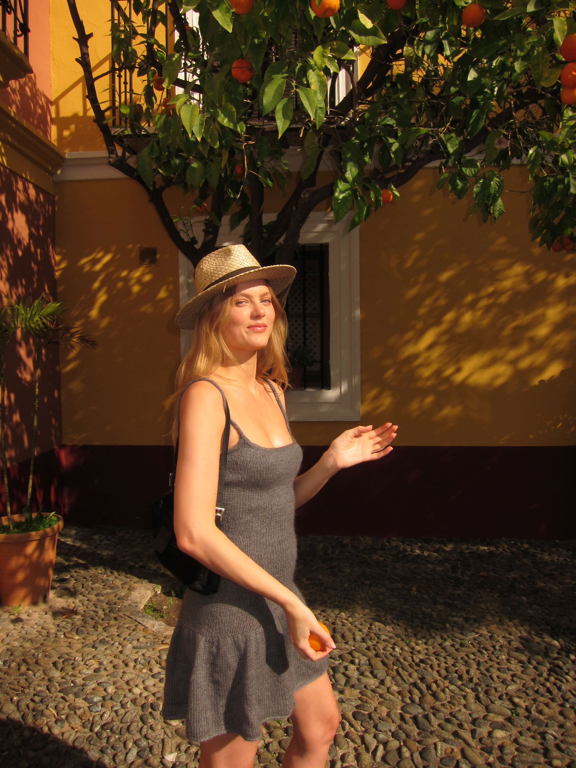 521TS-02a SANDOK Miniklänning