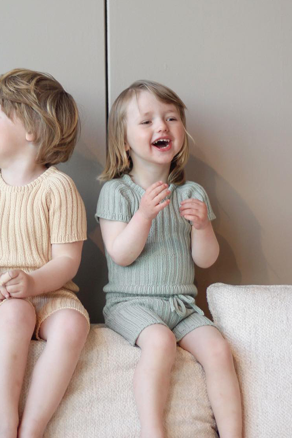 Sommarsetet ljus jade