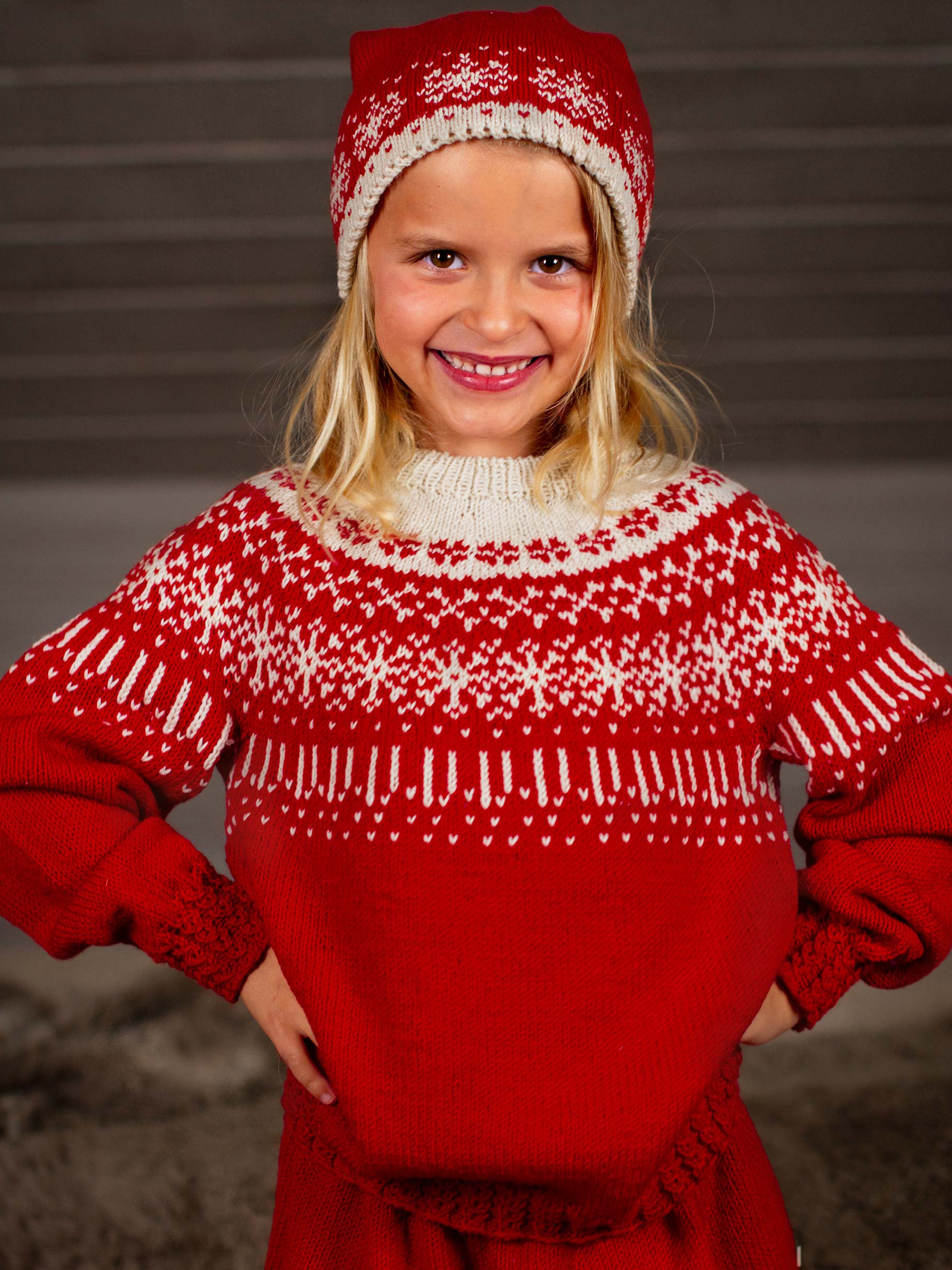 STJÄRNFALL tröja barn röd/kitt