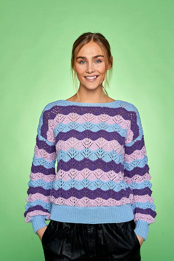 Tröja med våg ränder