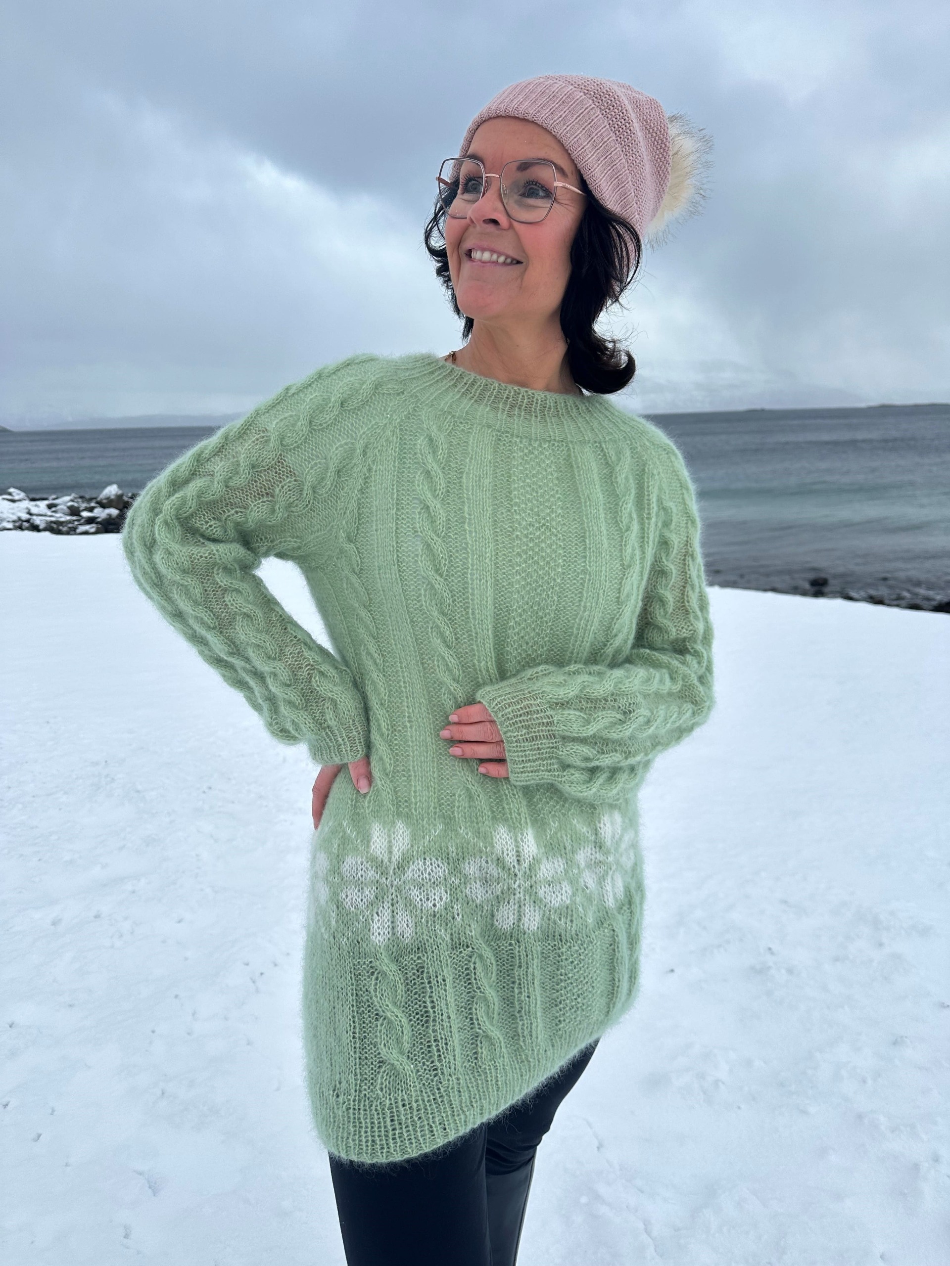 521E-08b Tea Emilie tröja