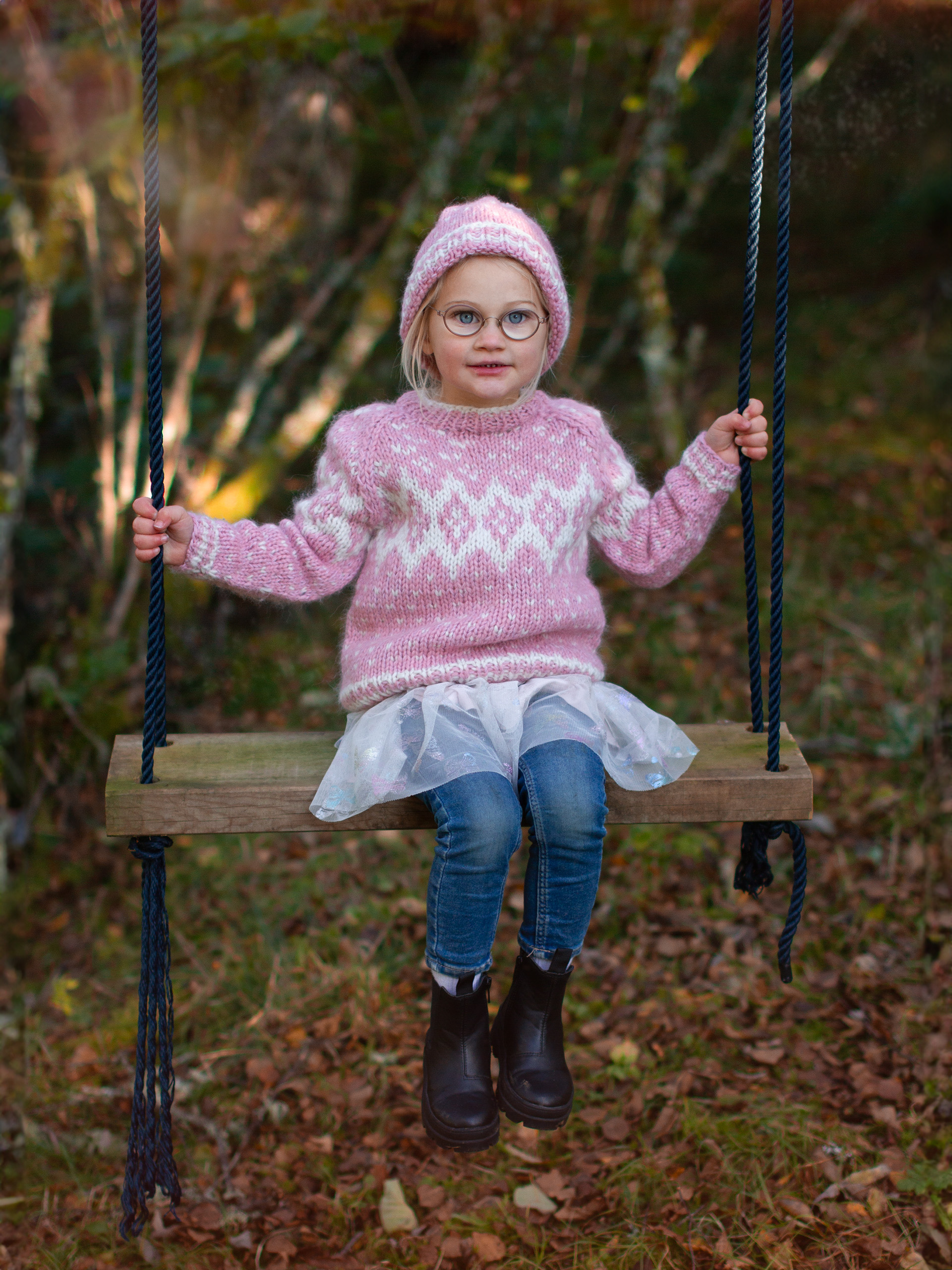 VIKSEMARKA tröja & mössa ljus gammelrosa