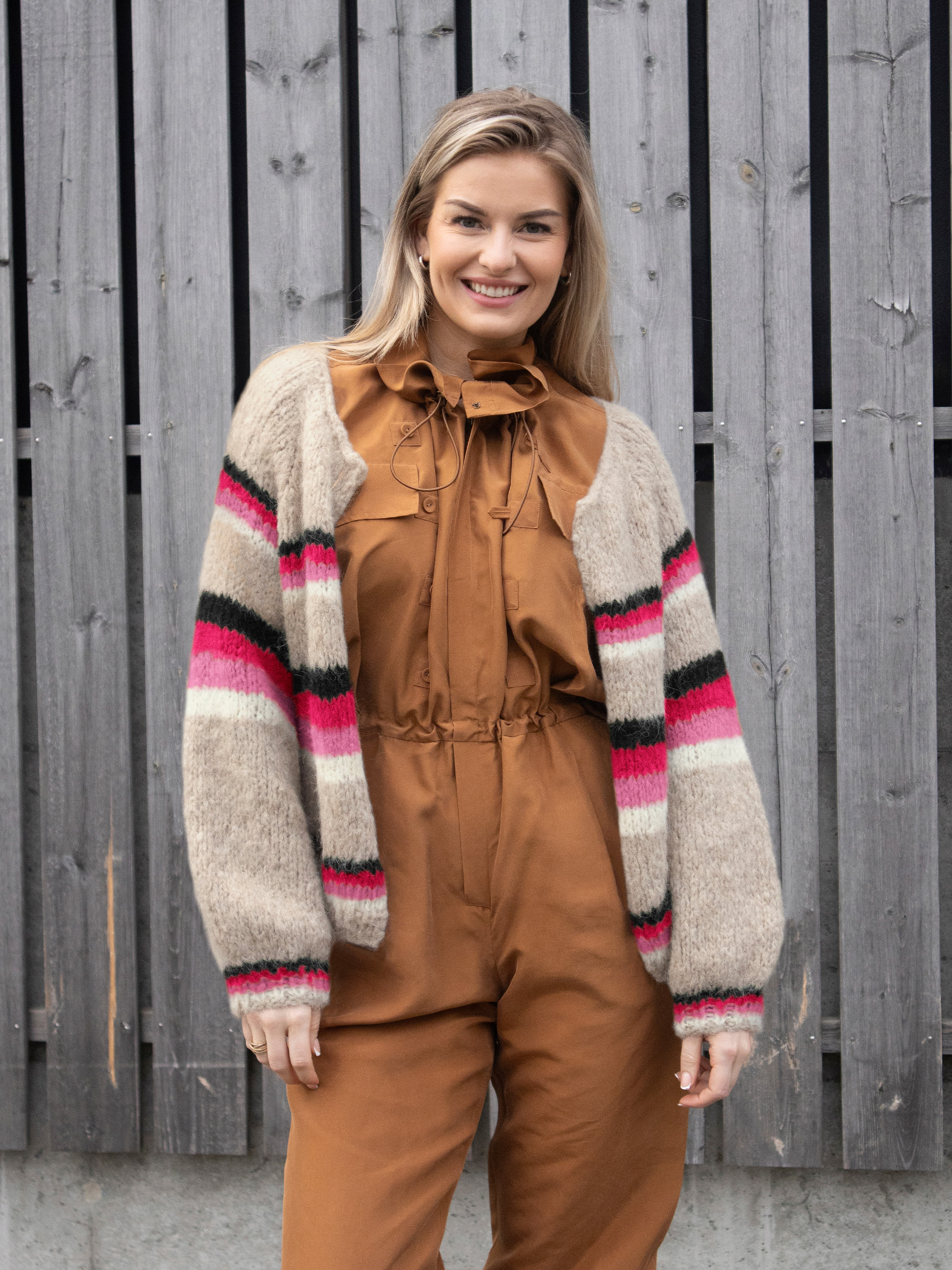 01-12c Dandelion raglan jakke