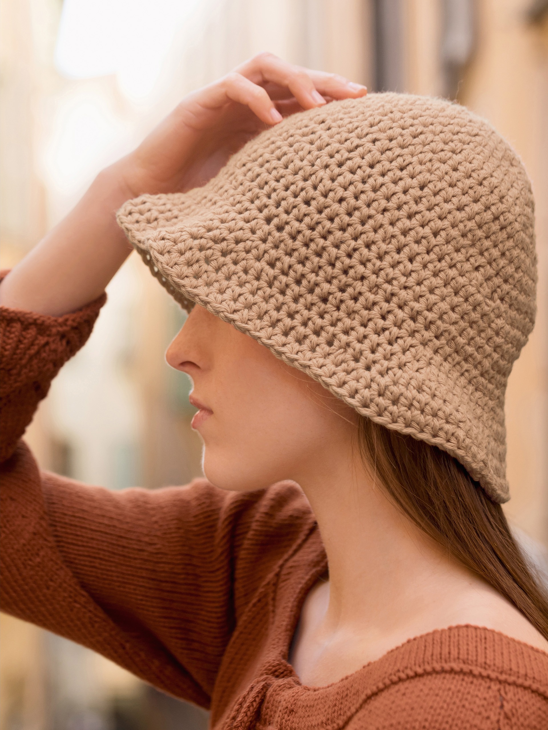 07-11f Daisy bøttehatt