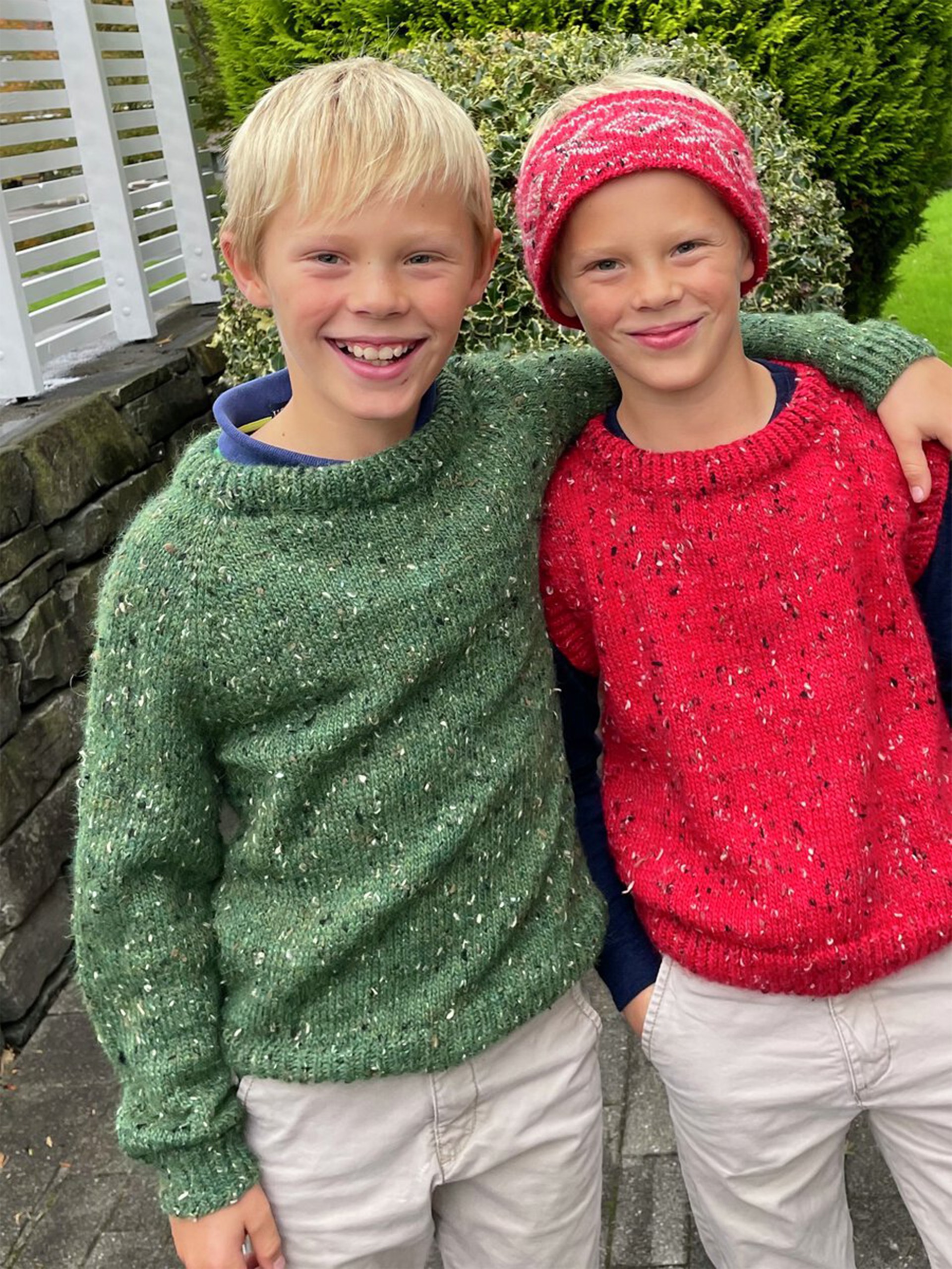 104-05 Ugly Christmas Sweater barn