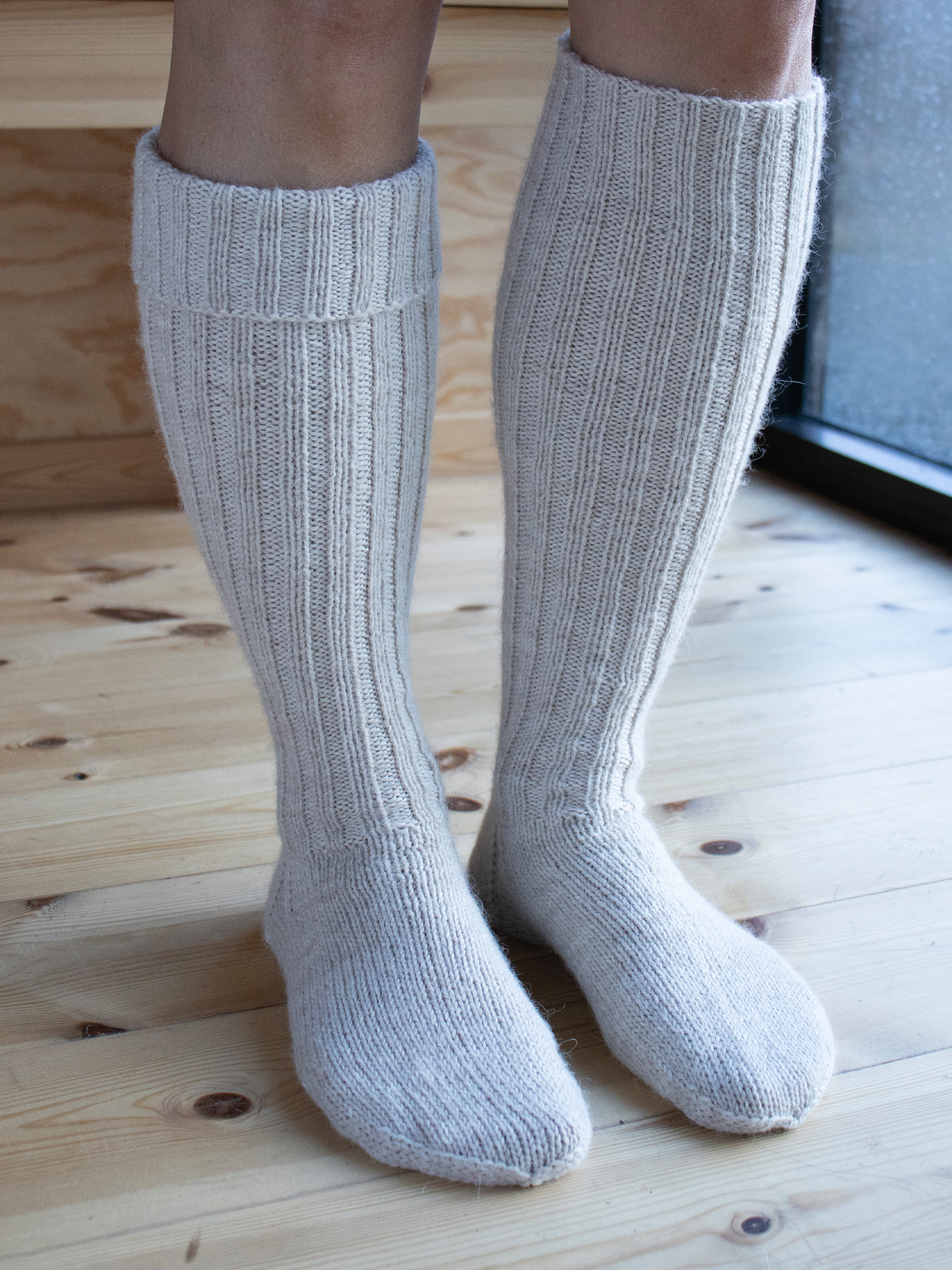 115-03 Lune knestrømper