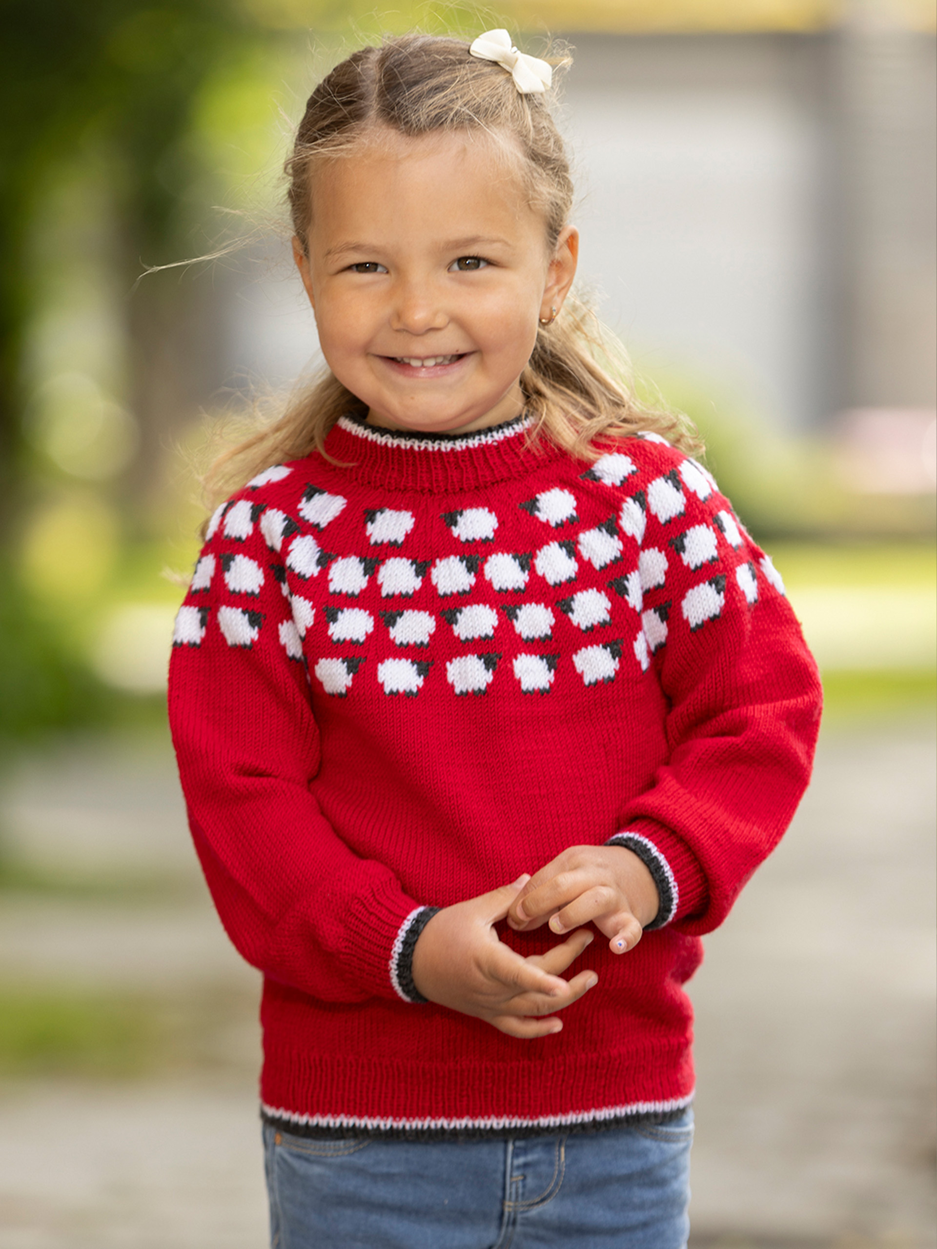 2424-5 Bæ, bæ lille lam genser