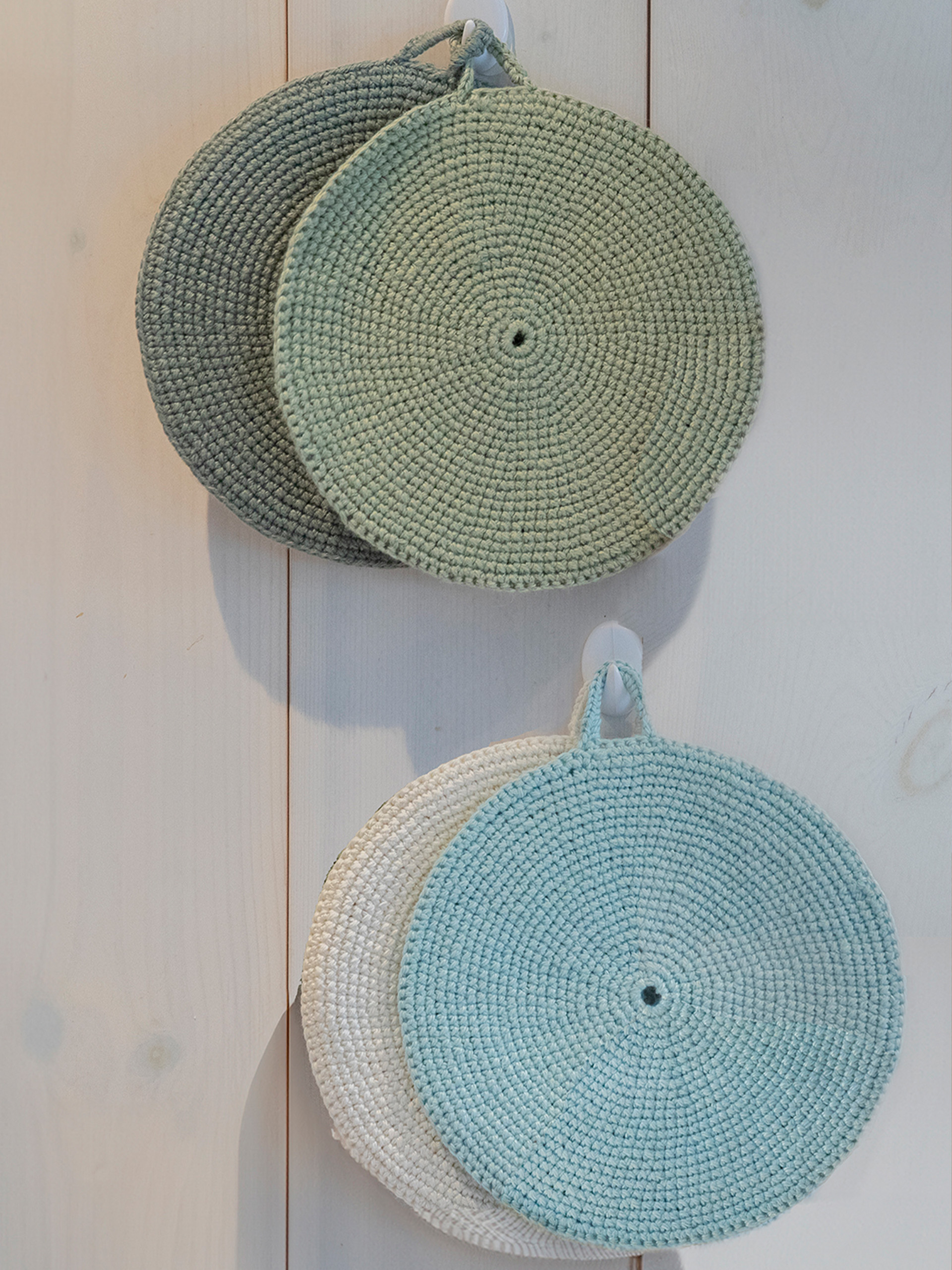 2427-23 Leia grytekluter