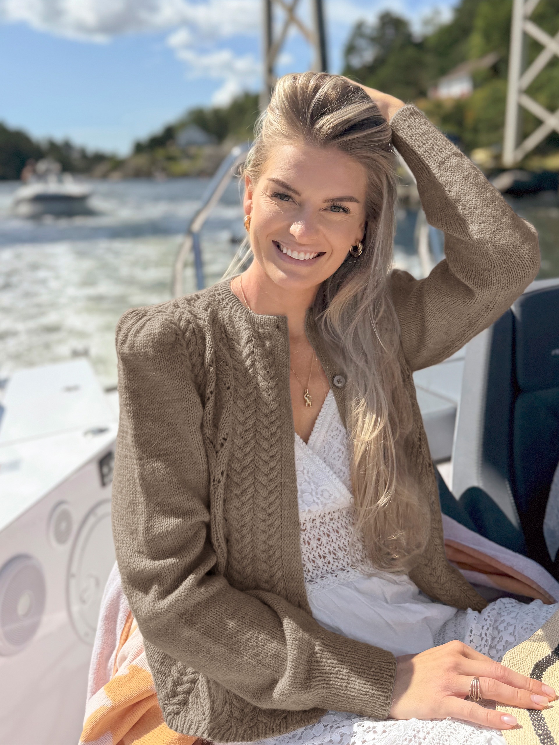 25-02d Tresser cardigan (Stay)