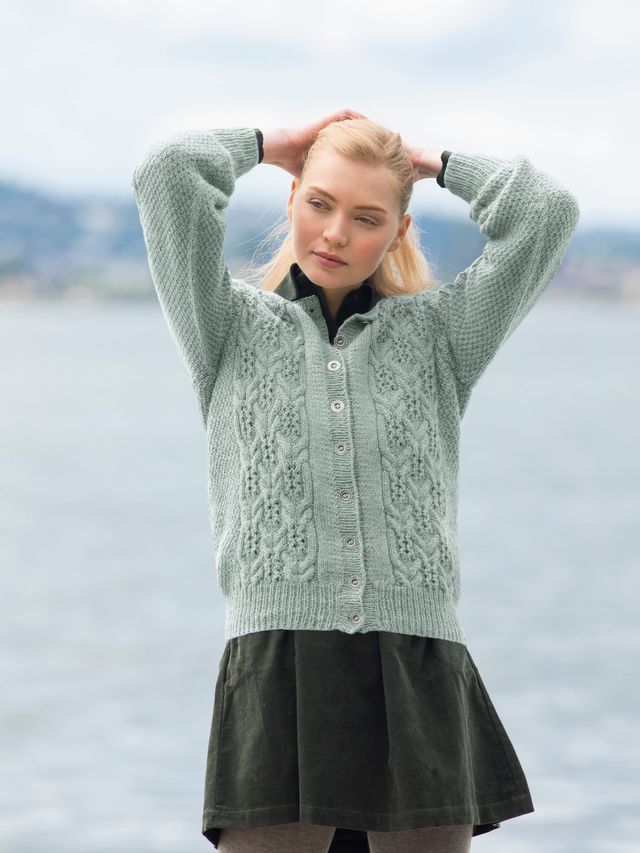 25-04g Paula cardigan