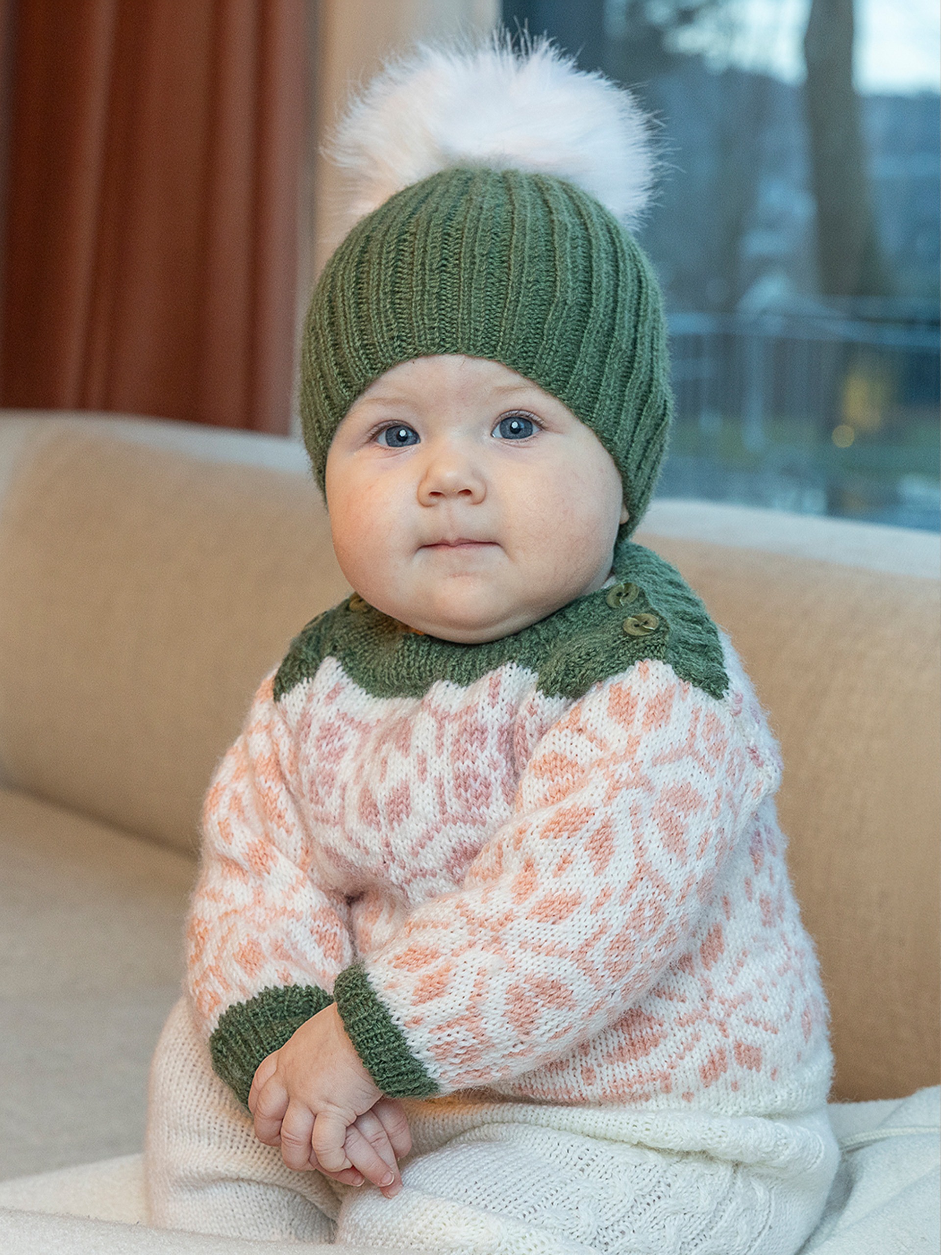 2506-8 Filippa trója