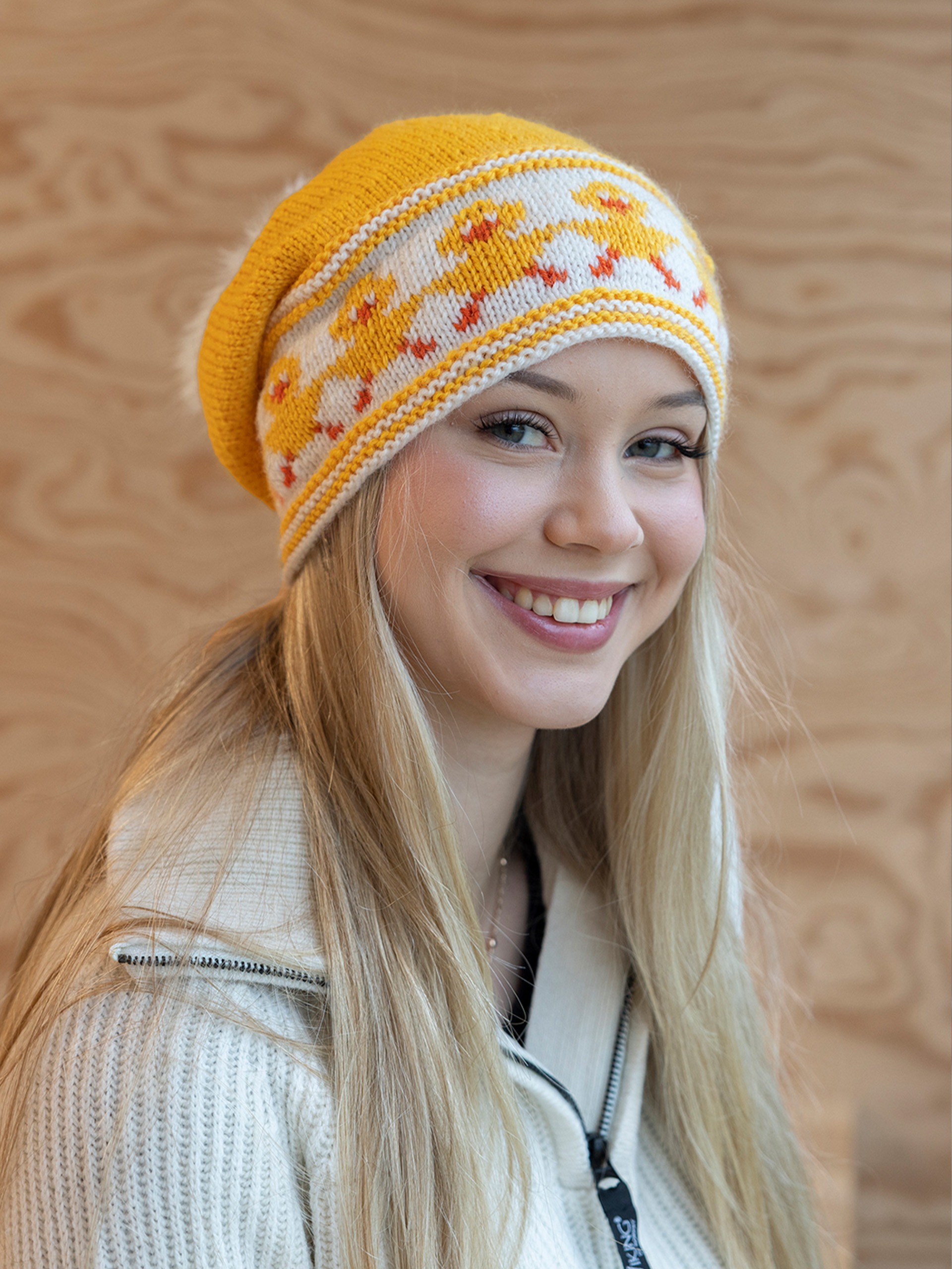 2508-3b Kyllingdans mössa