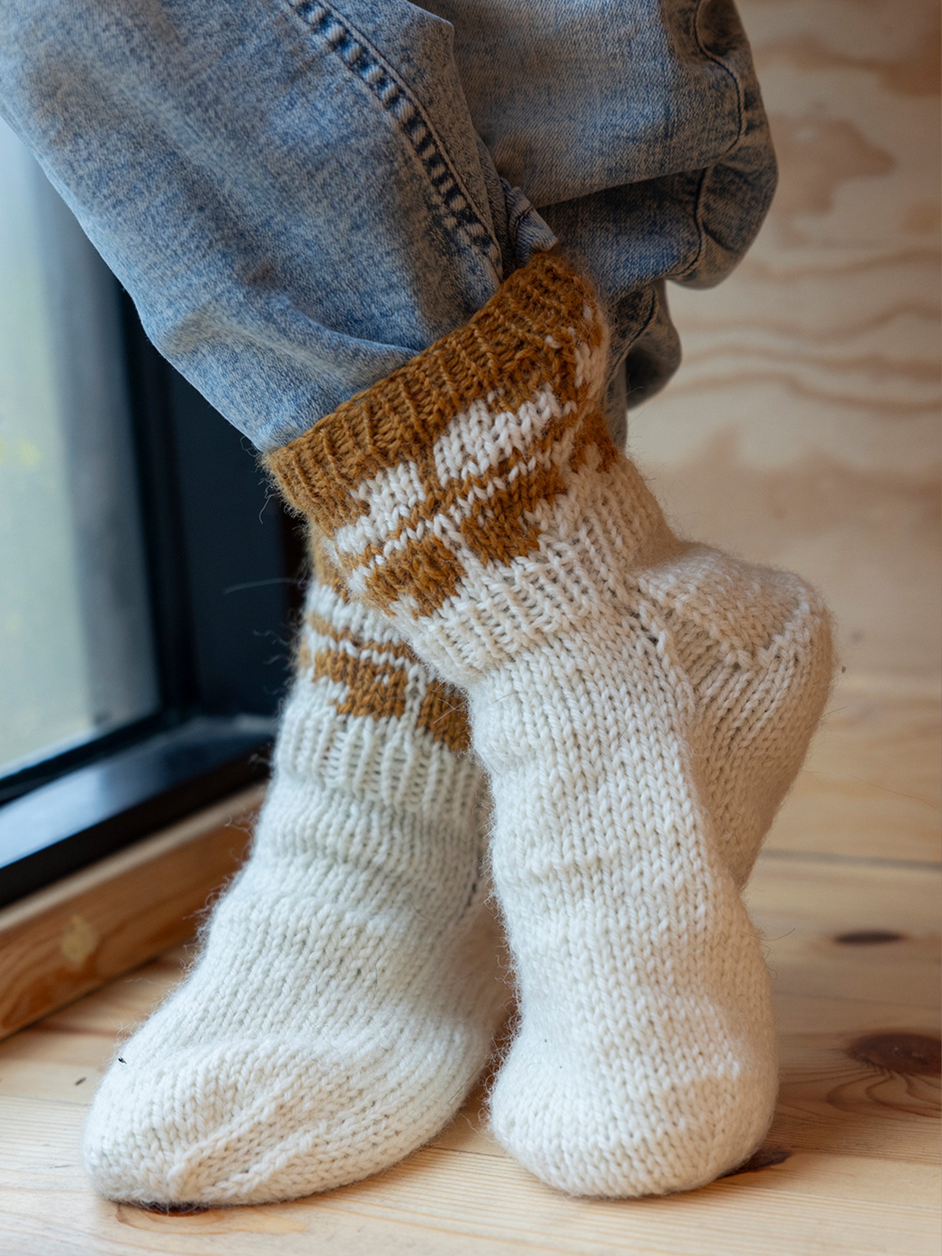 2508-9b Helle strumpor