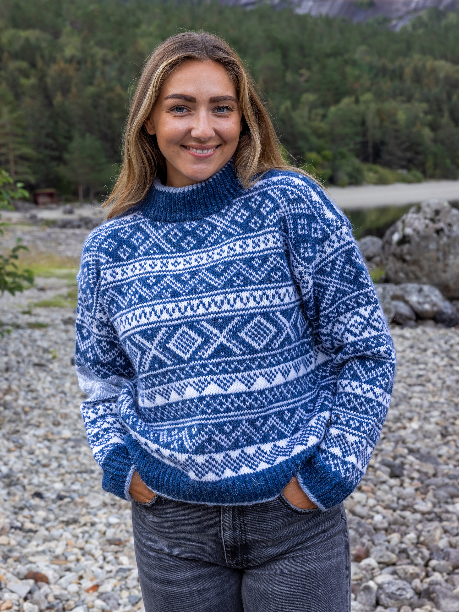 489-01b Valle genser (Older)