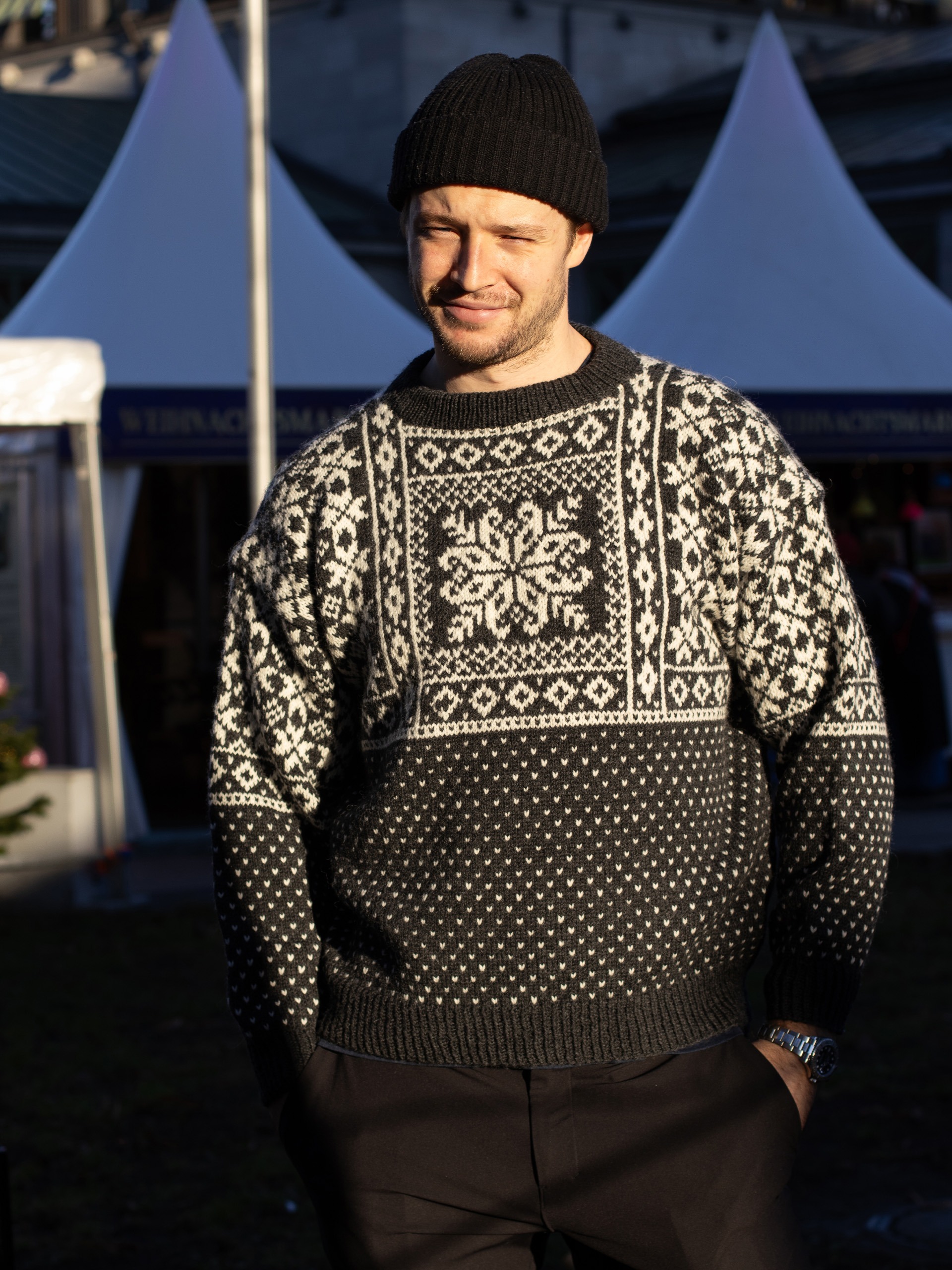 496-08 Røisheim genser