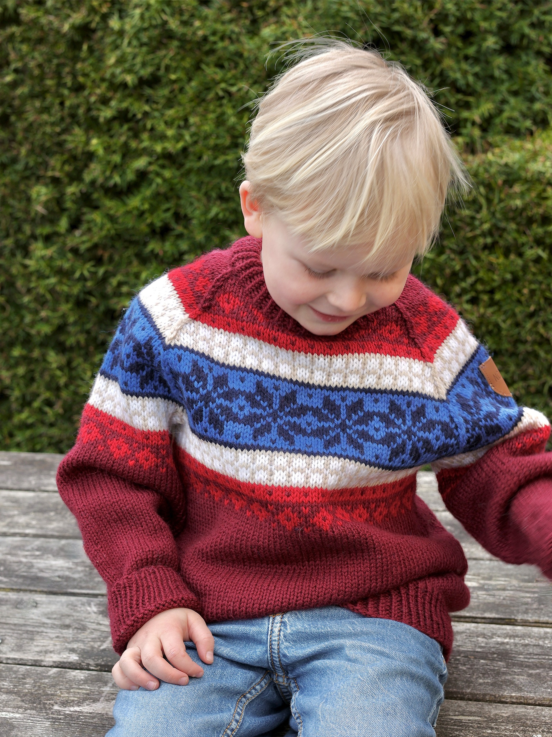 621S-09a Knit of Norway mini (Wool)