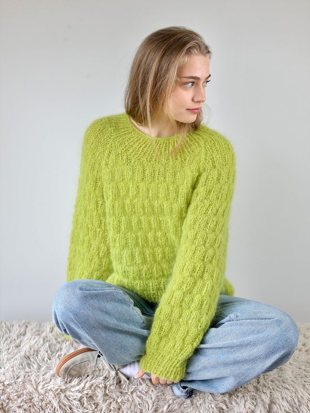 623S-02 KRAKK mohair
