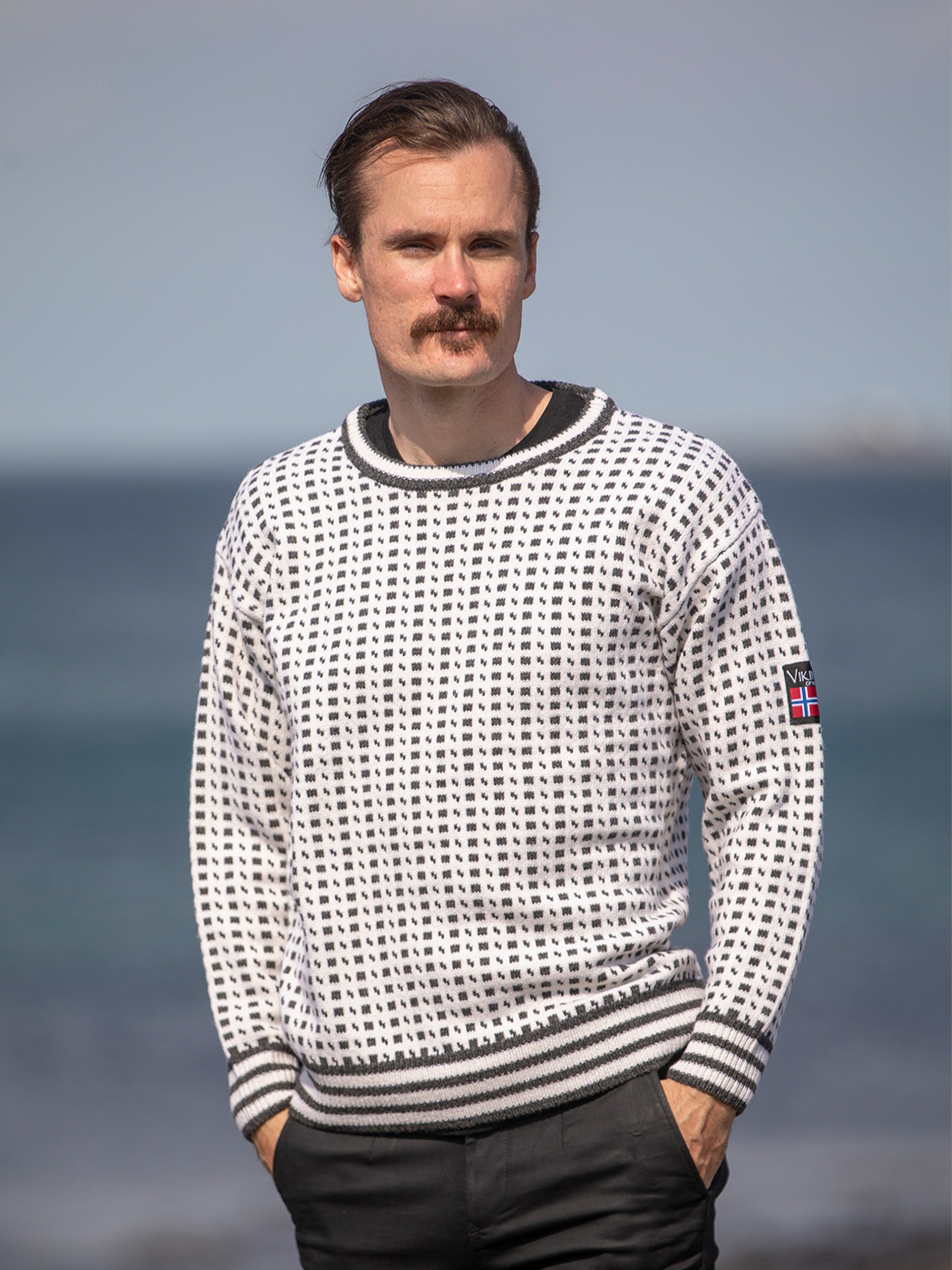 Strl. M – Viking Islender med rund hals