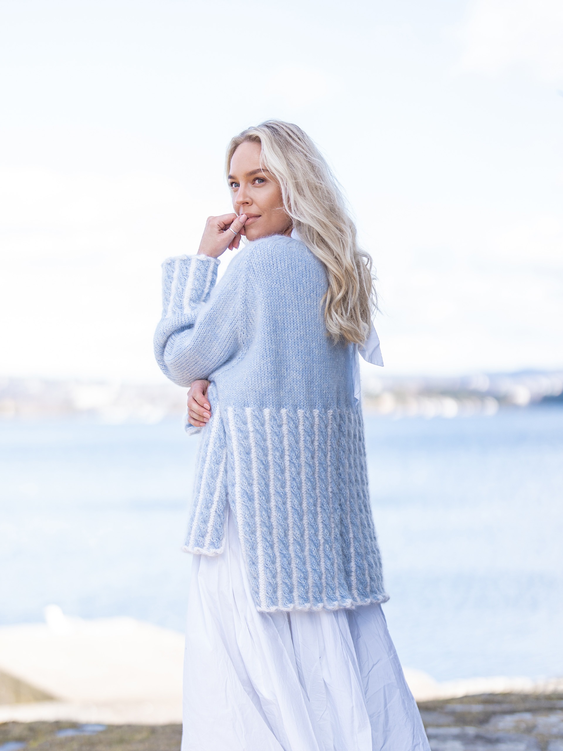 621V-06a Roselle tröja