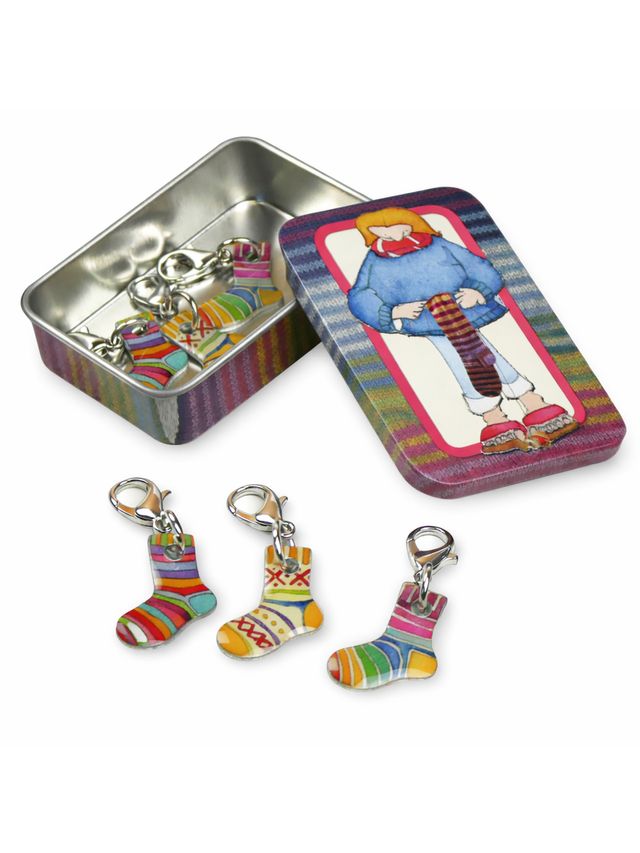 Maskmarkörer med plåtburk – Stickade sockor