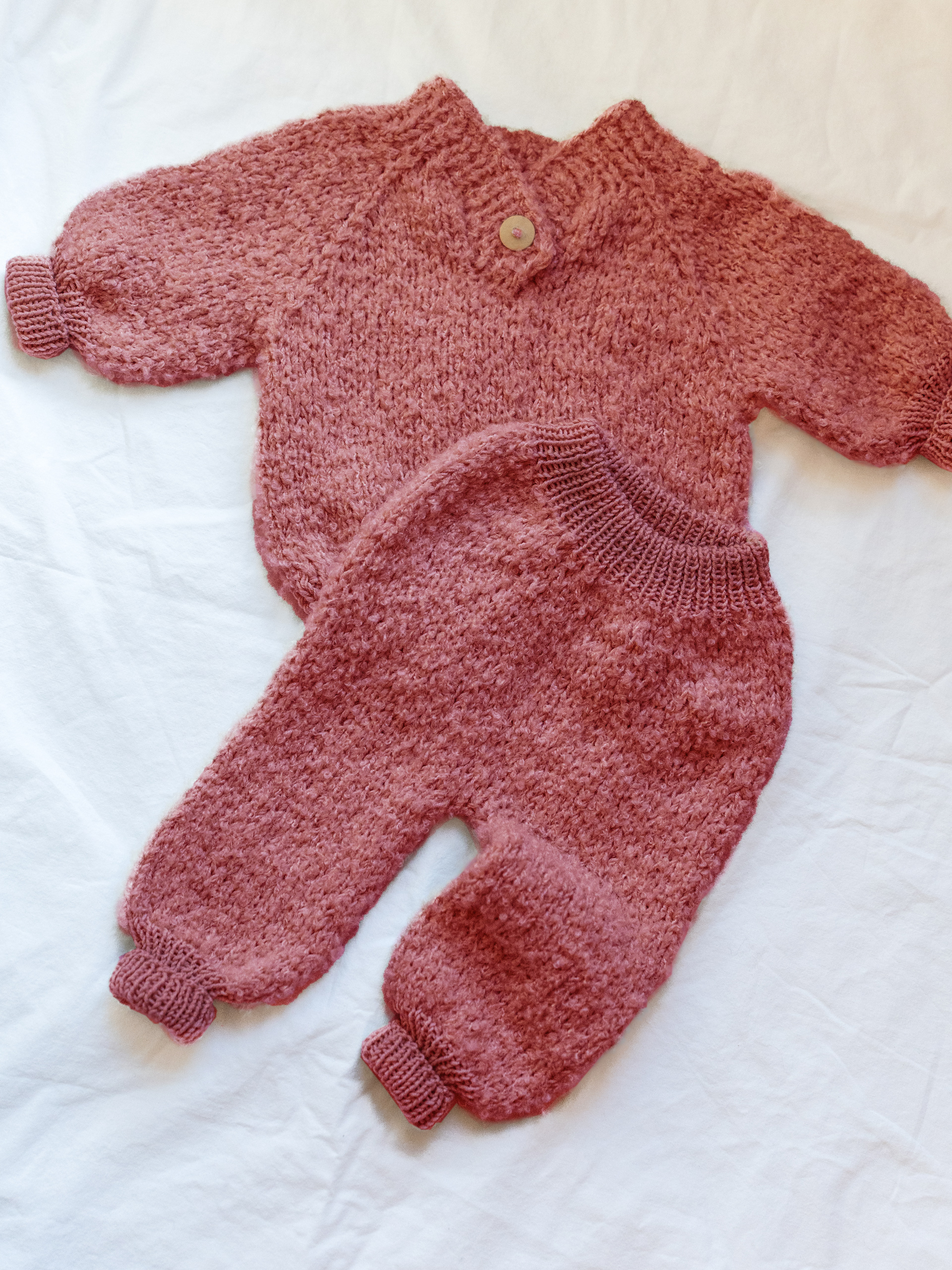 521V-03i WILLIE set 0-6 år