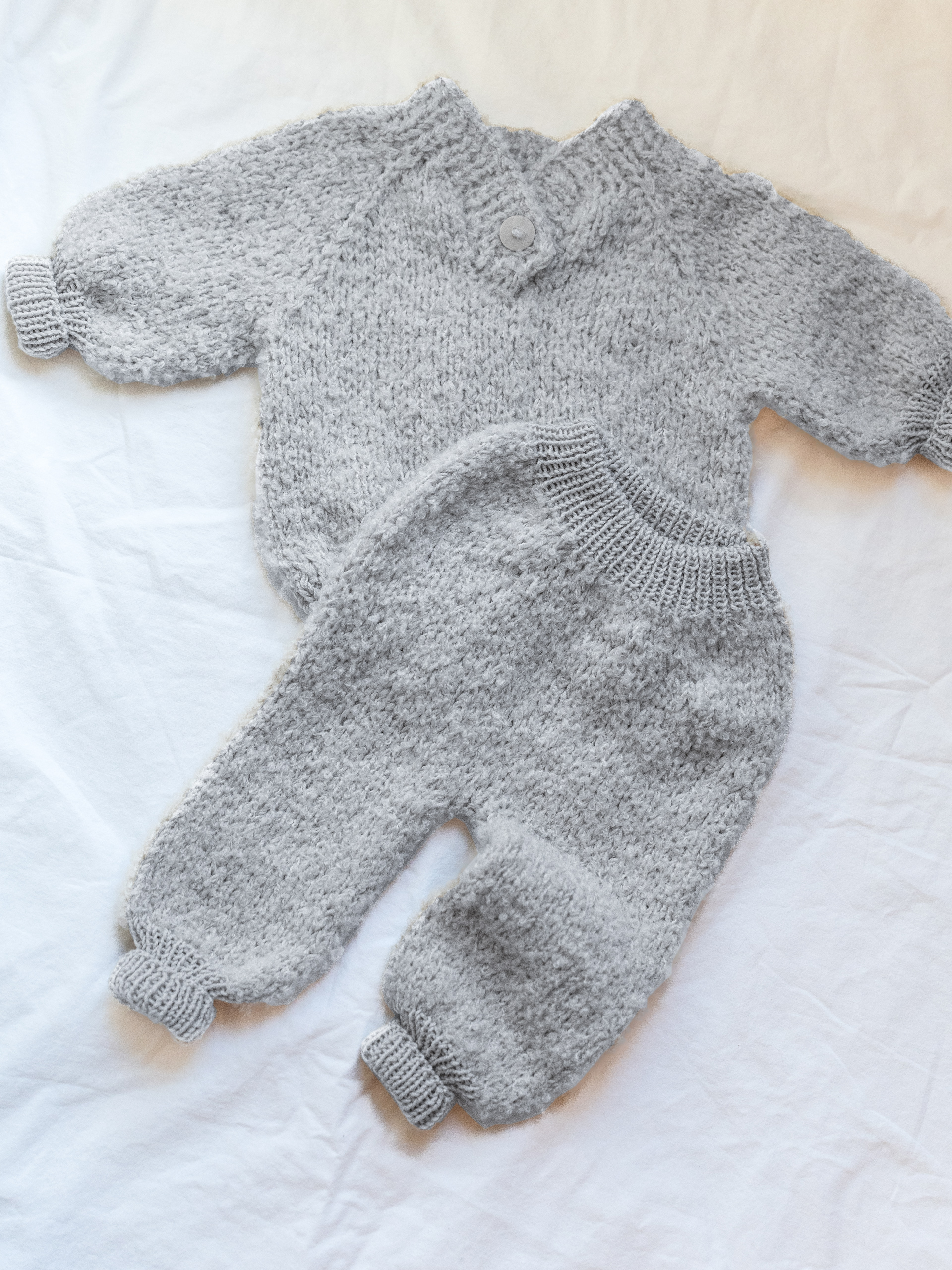 521V-03a WILLIE set 0-6 år